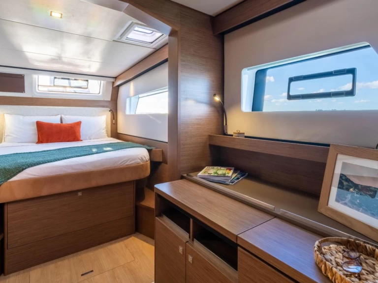 Katamaran mieten in Lavrion zum besten Preis