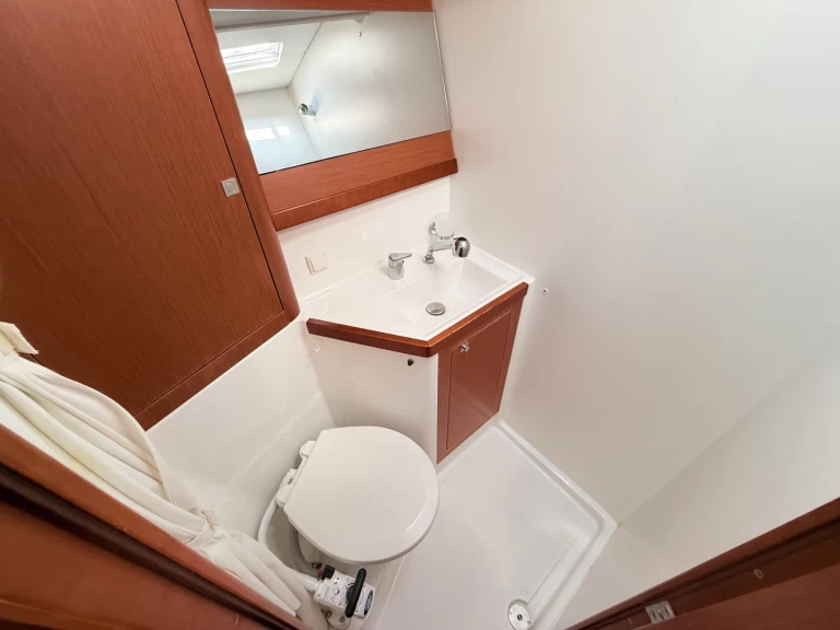 YachtCharter in Sukošan - Bénéteau Oceanis 48 auf SamBoat