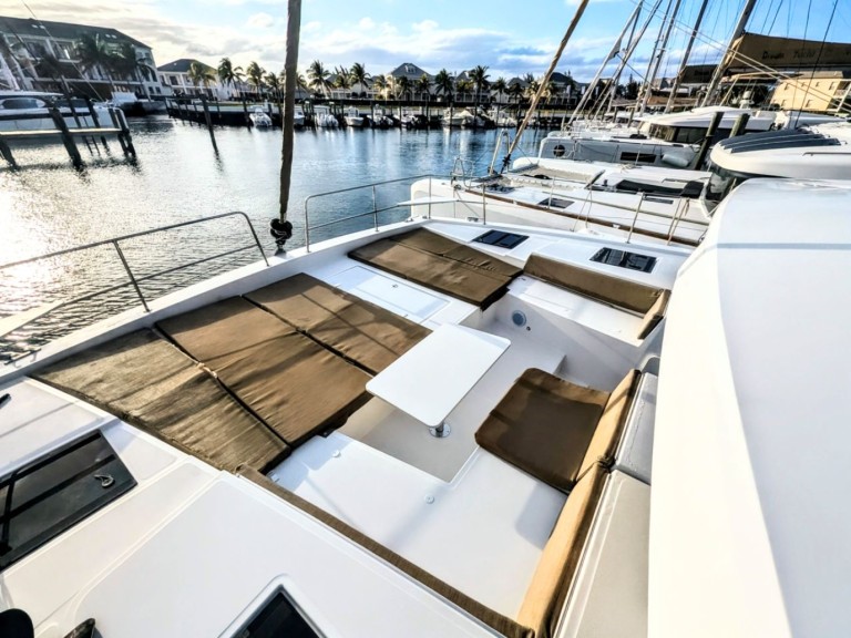 Boot mieten Nassau günstig Bali 4.4