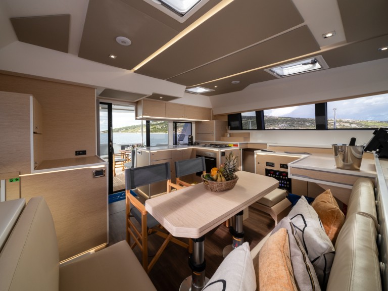 Katamaran mieten in Rodi Garganico - Cervetti Cervetti 44 