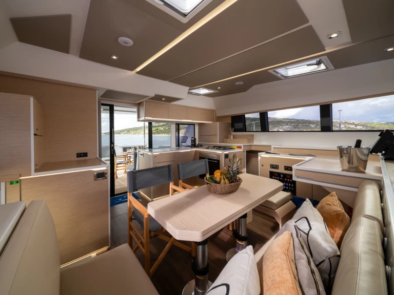 Katamaran mieten in Rodi Garganico - Cervetti Cervetti 44 