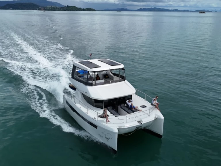 Robertson and Caine Leopard 40 PC mieten Amphoe Mueang Phuket