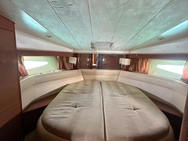 Bootsverleih Prestige Prestige 390 S Milazzo Samboat