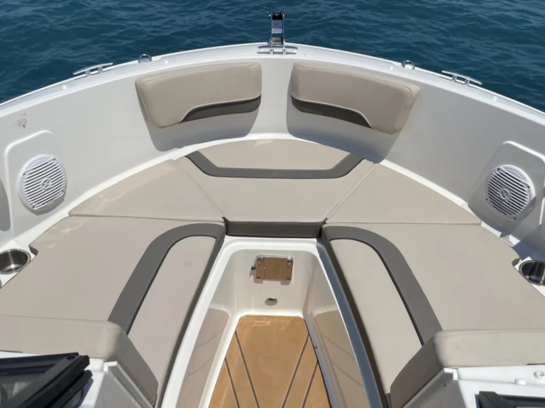 Bayliner VR6 OB mieten Poreč