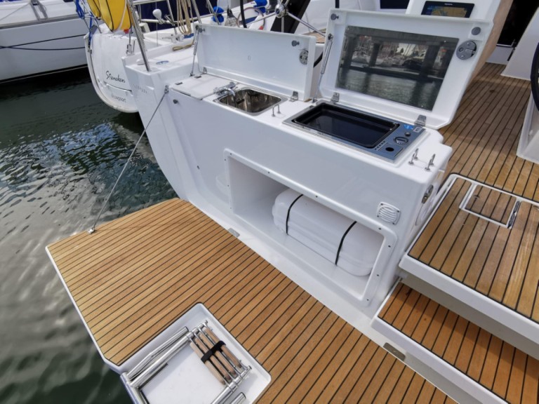 YachtCharter in Lefkáda - Dufour Dufour 390 auf SamBoat