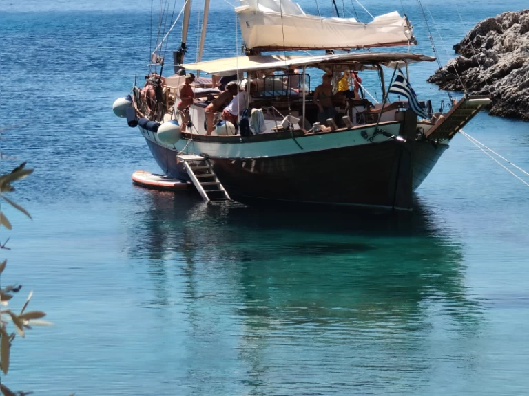 Ein  Trehantiri mieten in Skópelos