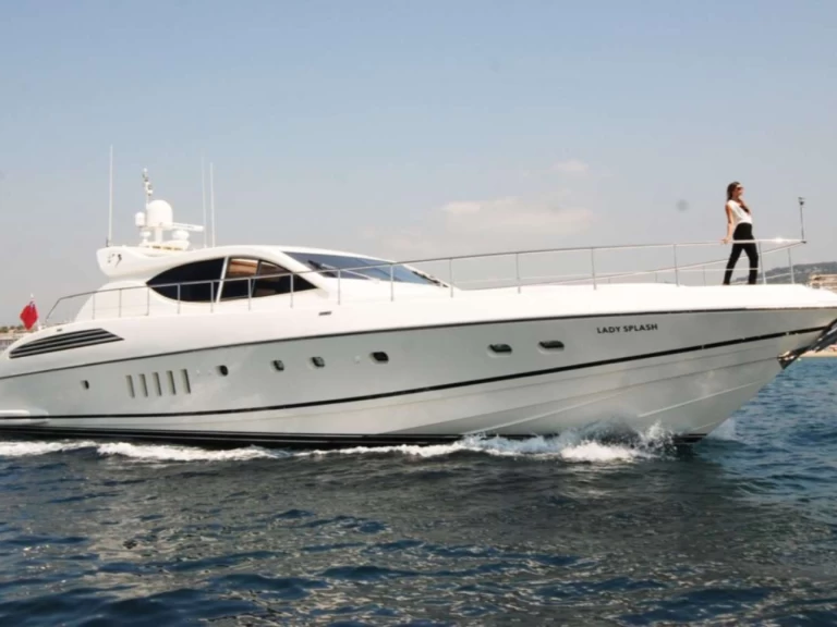 Ein Leopard (Arno) Lady Splash  mieten in Cannes