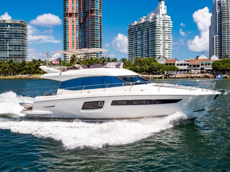 YachtCharter in Miami - Prestige Yachts Whiskey &amp; Waves auf SamBoat