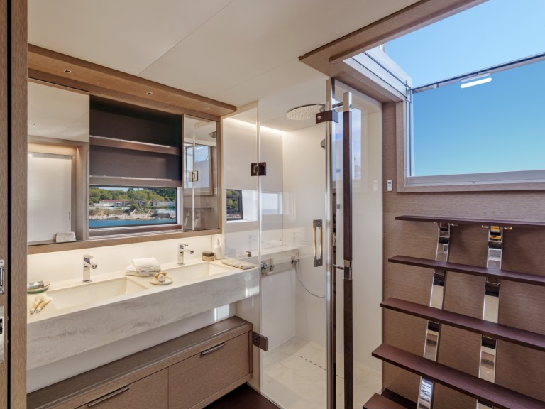 Katamaran mit oder ohne Skipper Lagoon mieten in Olbia