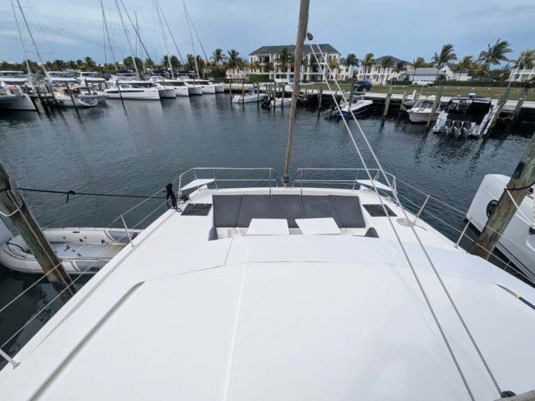 Ein Bali Bali 4.1 mieten in Nassau