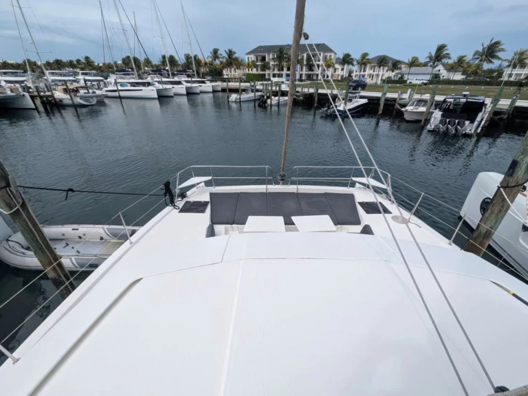 Ein Bali Bali 4.1 mieten in Nassau