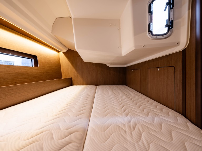 Segelboot mieten in Néa Péramos zum besten Preis