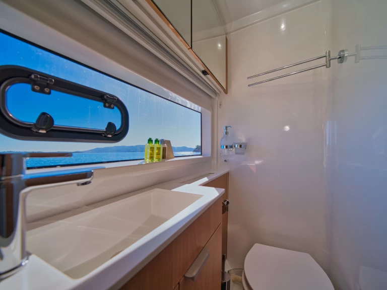 Katamaran mieten in Gouviá zum besten Preis