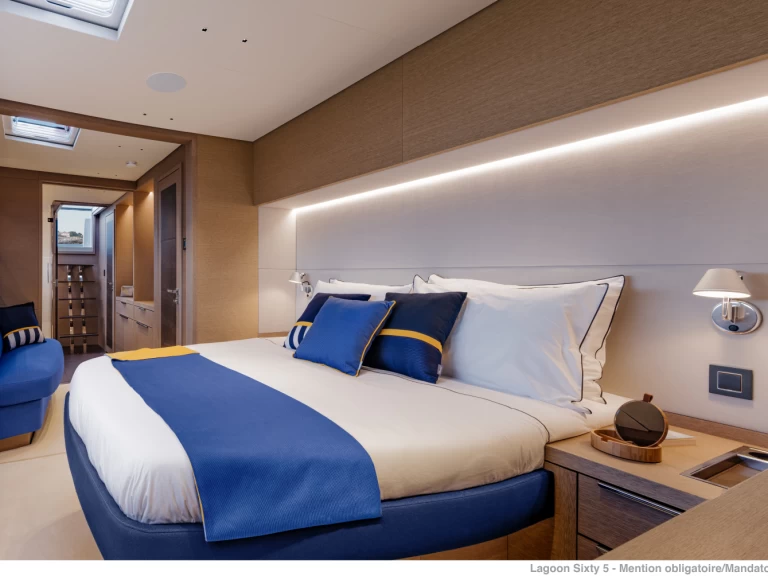 Ein Lagoon Lagoon Sixty 5 Owner's Version mieten in Salerno