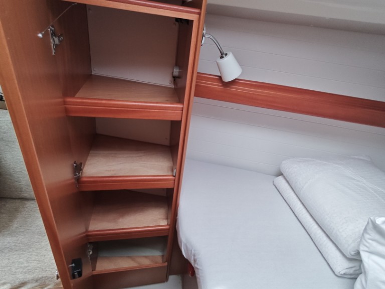 Ein Bavaria Cruiser 34 mieten in Punat