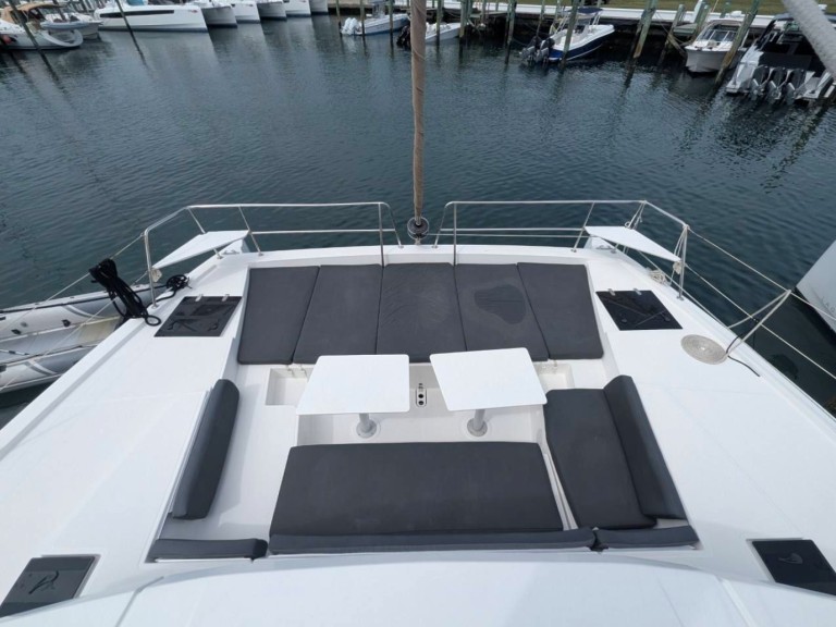 Vermietung Katamaran Bali mit Führerschein