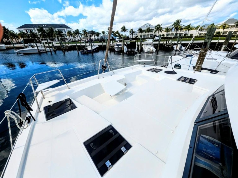 Boot mieten Nassau günstig Bali Catspace Voile