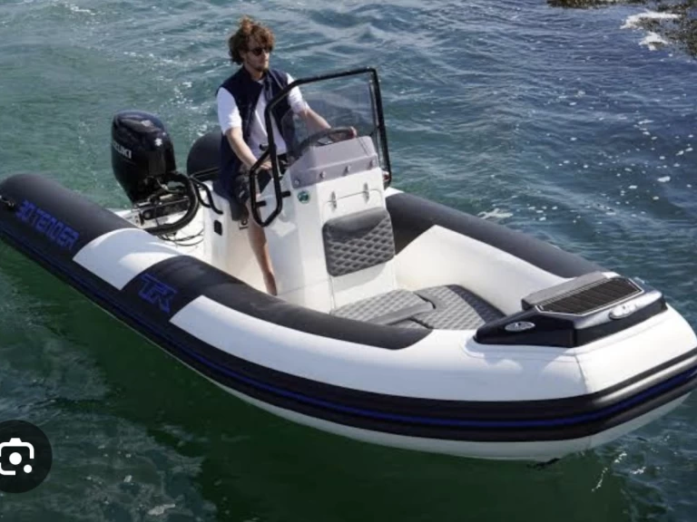 3D Tender TR54 mieten Sète