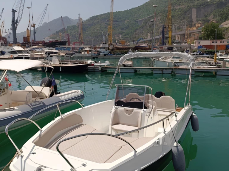 Motorboot mieten in Salerno zum besten Preis