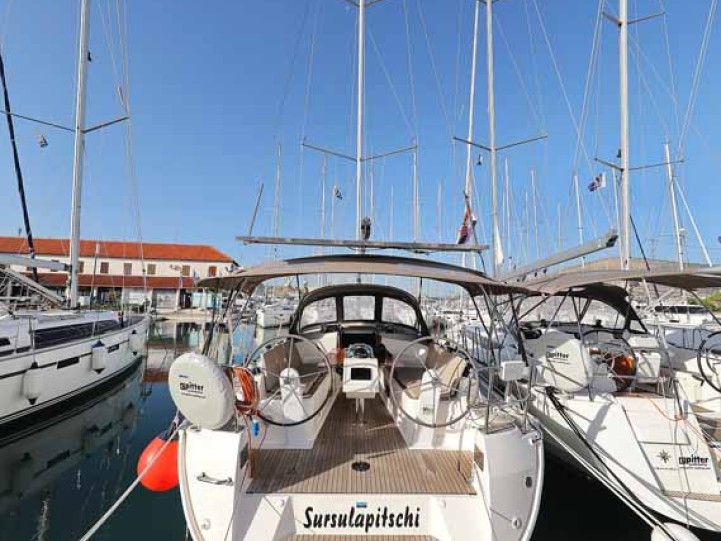 Bootsverleih Bavaria Cruiser 37 Pula Samboat