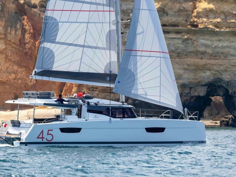 Ein Fountaine Pajot Elba 45 mieten in Procida