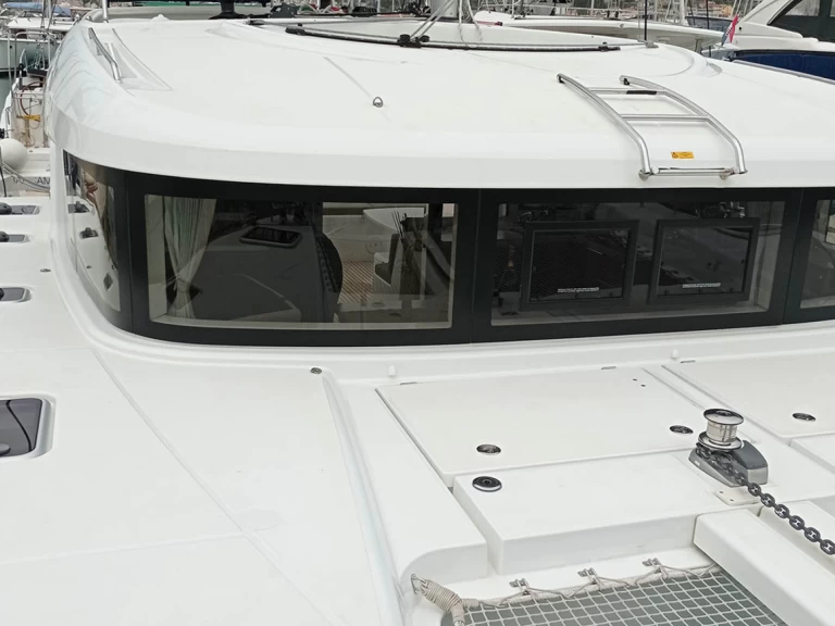 Ein Lagoon Lagoon 40 mieten in Álimos