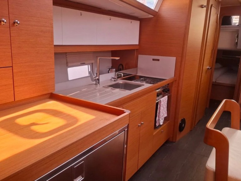 Ein Dufour Dufour 430 Grand Large mieten in Cagliari