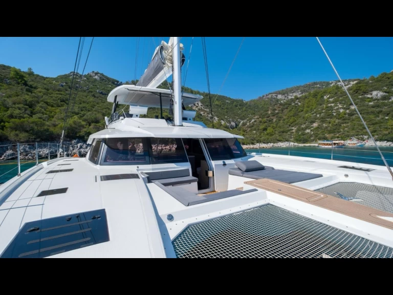 Ein Fountaine Pajot Fountaine Pajot Alegria 67 - 5 + 2 cab. mieten in Bodrum