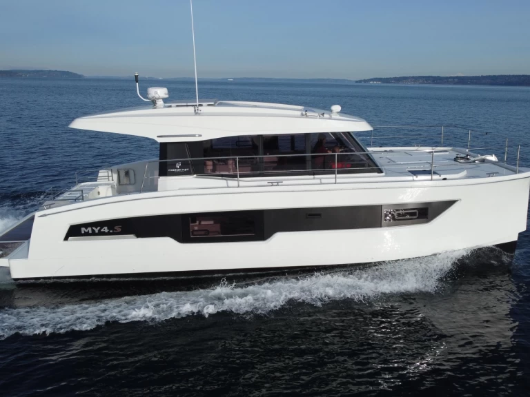 Katamaran mit oder ohne Skipper Fountaine Pajot mieten in Taranto