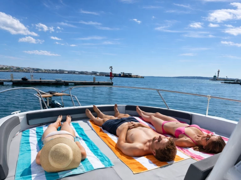 Boot mieten Cannes günstig Cap Camarat 9.0 CC