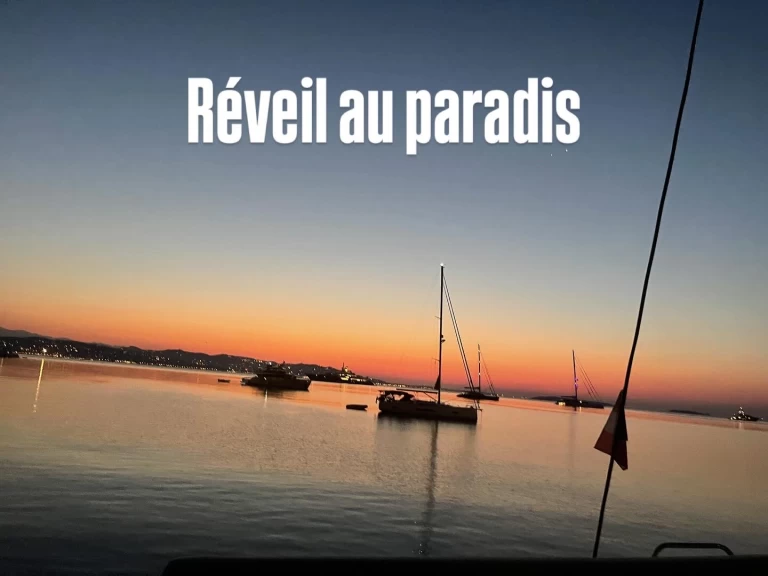 Motorboot mit oder ohne Skipper Jeanneau mieten in Cannes