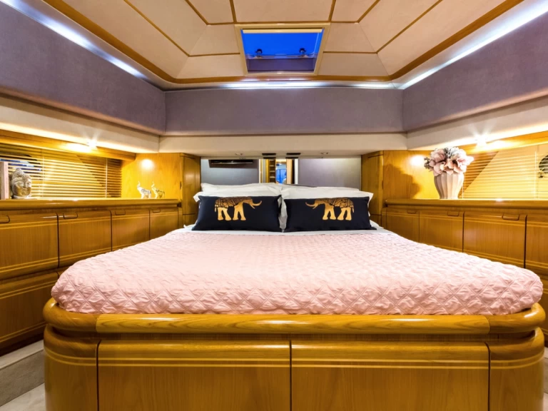 YachtCharter in Mykonos (City) - Ferretti Ferretti 80 auf SamBoat