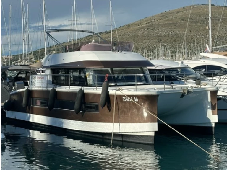 Bootsverleih Fountaine Pajot Fountaine Pajot MY 37 Lissabon Samboat