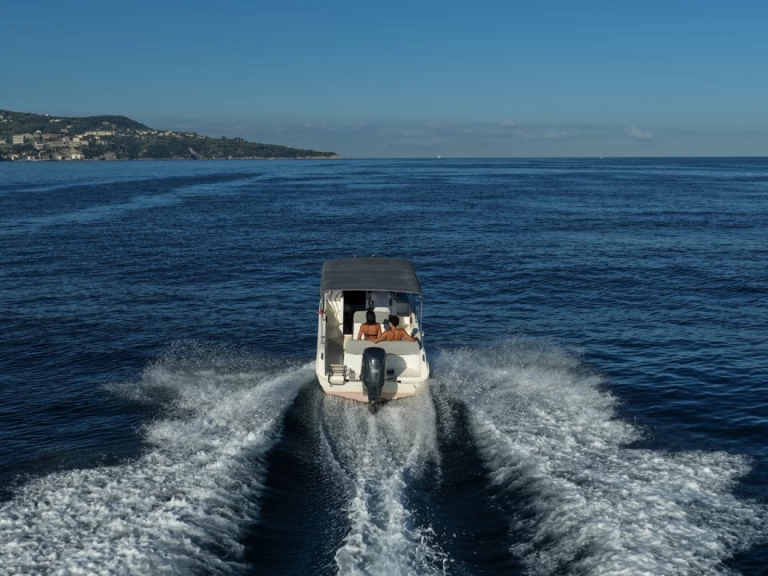 Vermietung Motorboot Allegra mit Führerschein