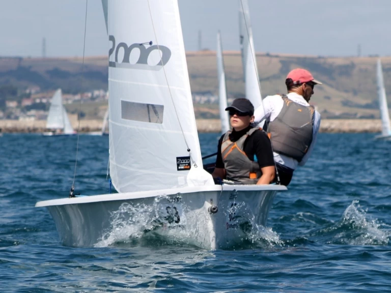 YachtCharter in Carnac - LASER PERFORMANCE LASER 2000 auf SamBoat