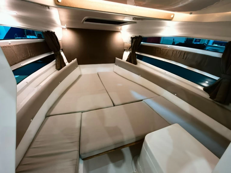 Ein Azzara 67 S mieten in Zadar