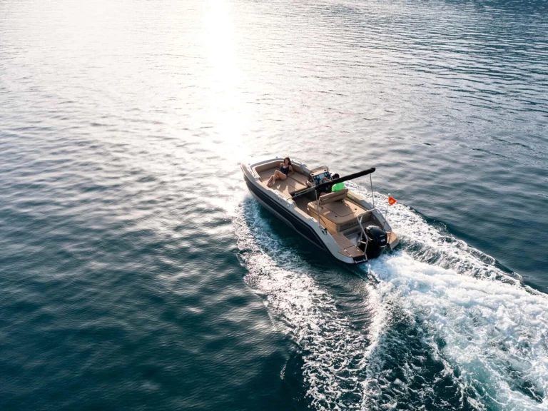 Bulldog 600 mieten Zadar