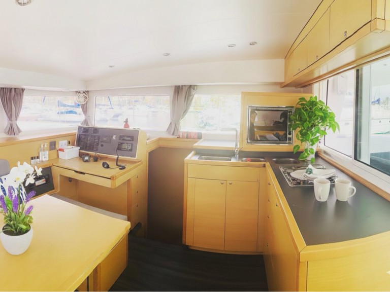 Vermietung Katamaran Lagoon mit Führerschein