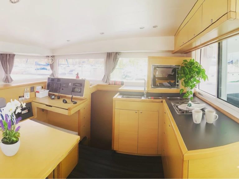 Vermietung Katamaran Lagoon mit Führerschein