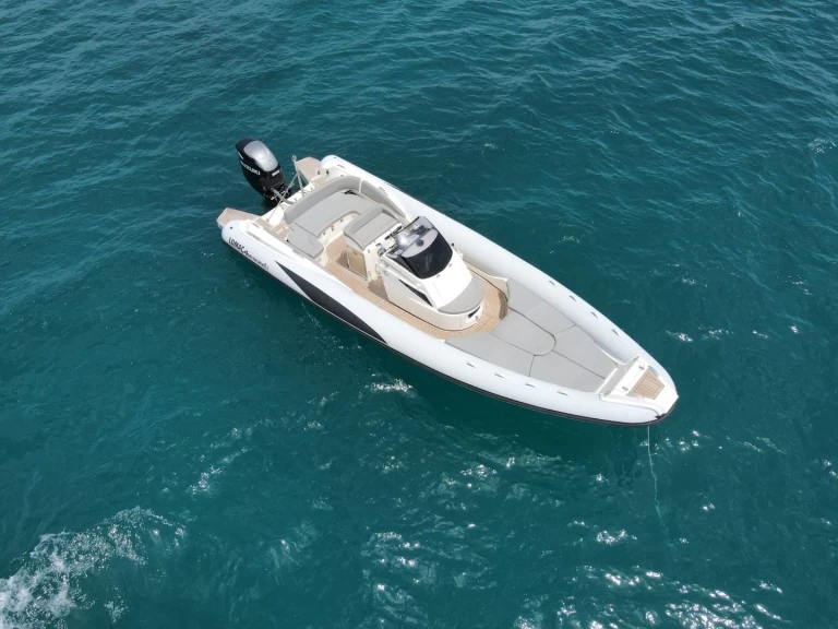 Boot mieten Ajaccio günstig Adrenalina 8.5