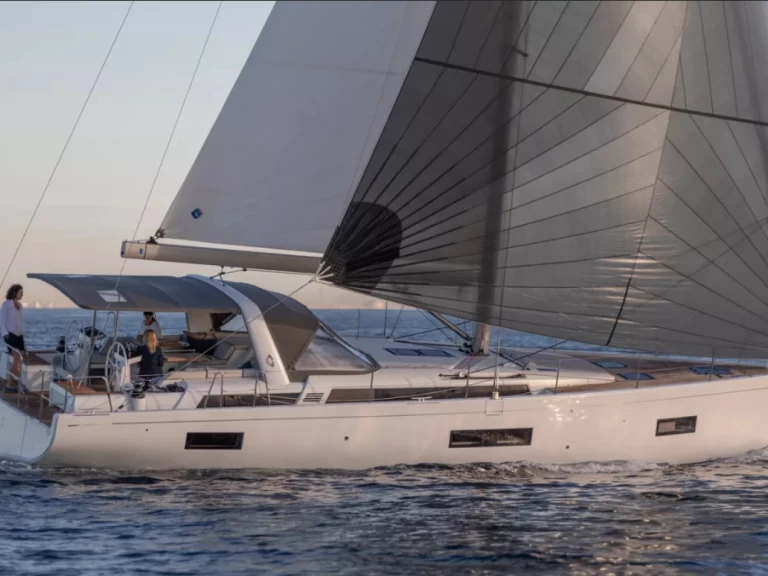 YachtCharter in Sant Antoni de Portmany - Bénéteau Oceanis 54 auf SamBoat