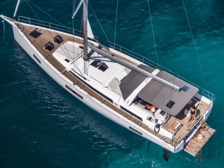 Ein Bénéteau Oceanis 54 mieten in Sant Antoni de Portmany
