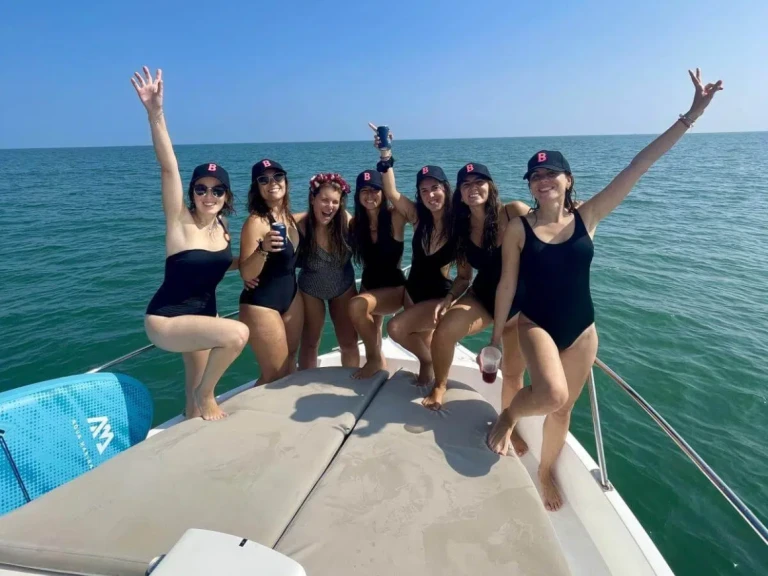 Motorboot mit oder ohne Skipper Rinker mieten in Málaga