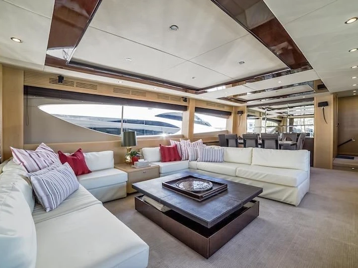 Bootsverleih Princess Princess 85 Port Vauban Samboat