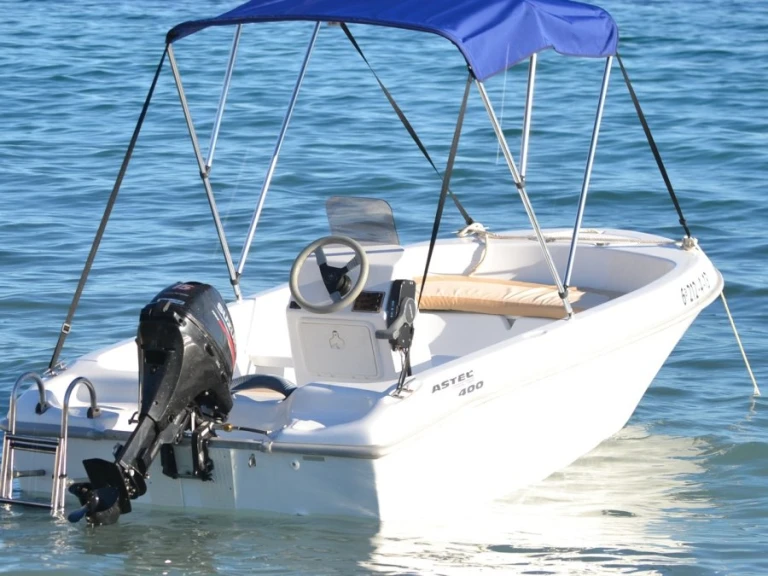 Boot mieten Málaga günstig 400