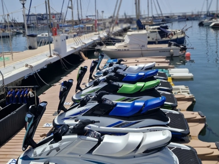 Jetski mieten in Estepona zum besten Preis