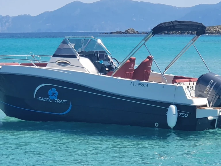 Motorboot mit oder ohne Skipper Pacific Craft mieten in Saint-Florent