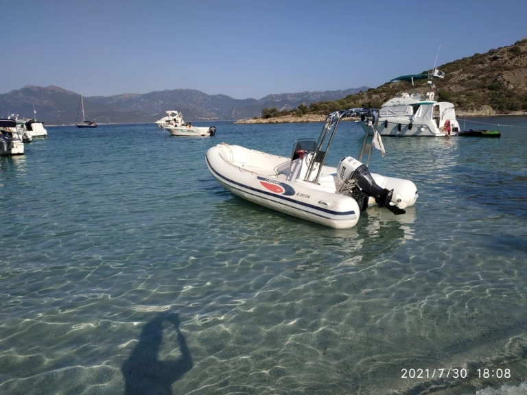 Ein Selva Evolution D.500 mieten in Saint-Florent