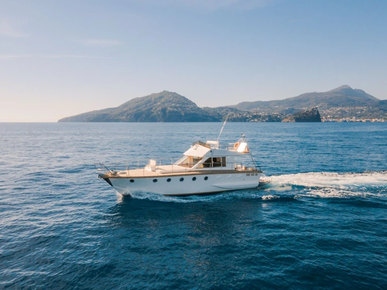 YachtCharter in Procida - San Lorenzo San Lorenzo 42s auf SamBoat