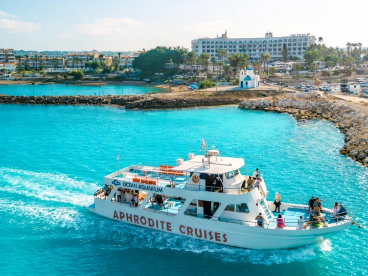 Motorboot mit oder ohne Skipper Custom Made mieten in Protaras